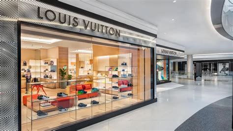 acciones sustentables de louis vuitton|Marguerite Durand .